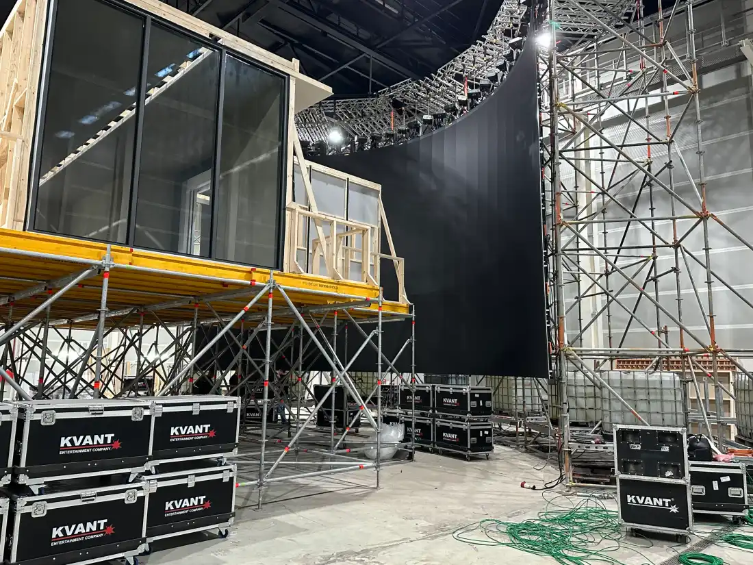 KVANT transport cases in front of a curved LED volume