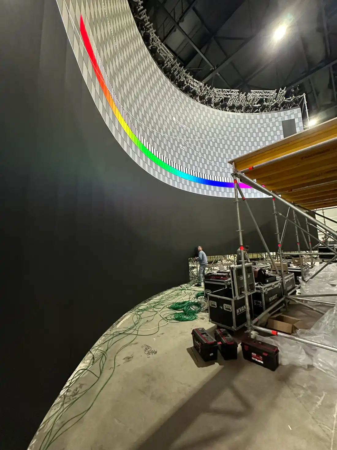 Calibrating a curved Absen LED volume for a shoot