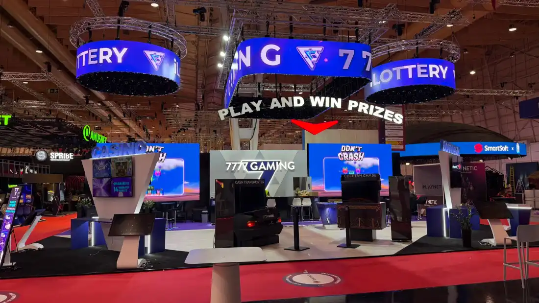 LED screen on the 7777 Gaming exhibition stand in Lisbon