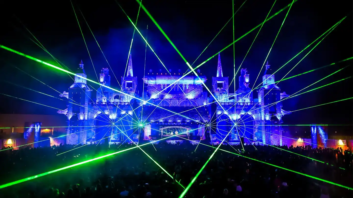 Laser show on the Daydream Stage, Qatar 2022
