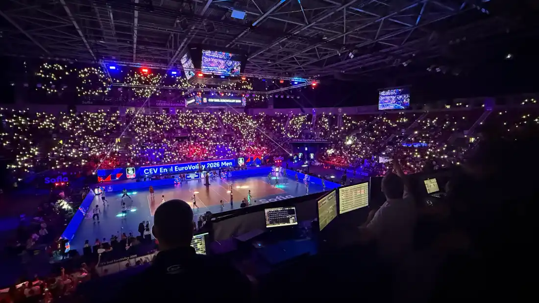 LED екраните на KVANT в Арена 8888 по време на Европейското по волейбол