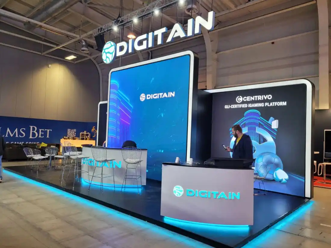 LED екран на щанд на Digitain